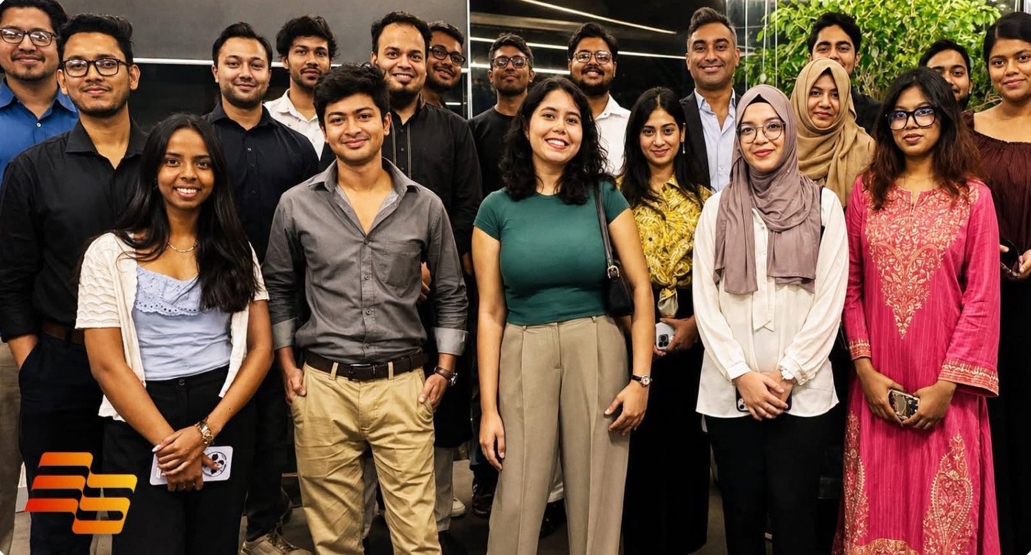Venture Fellowship Cohort 1 fellows and mentors together in Dhaka